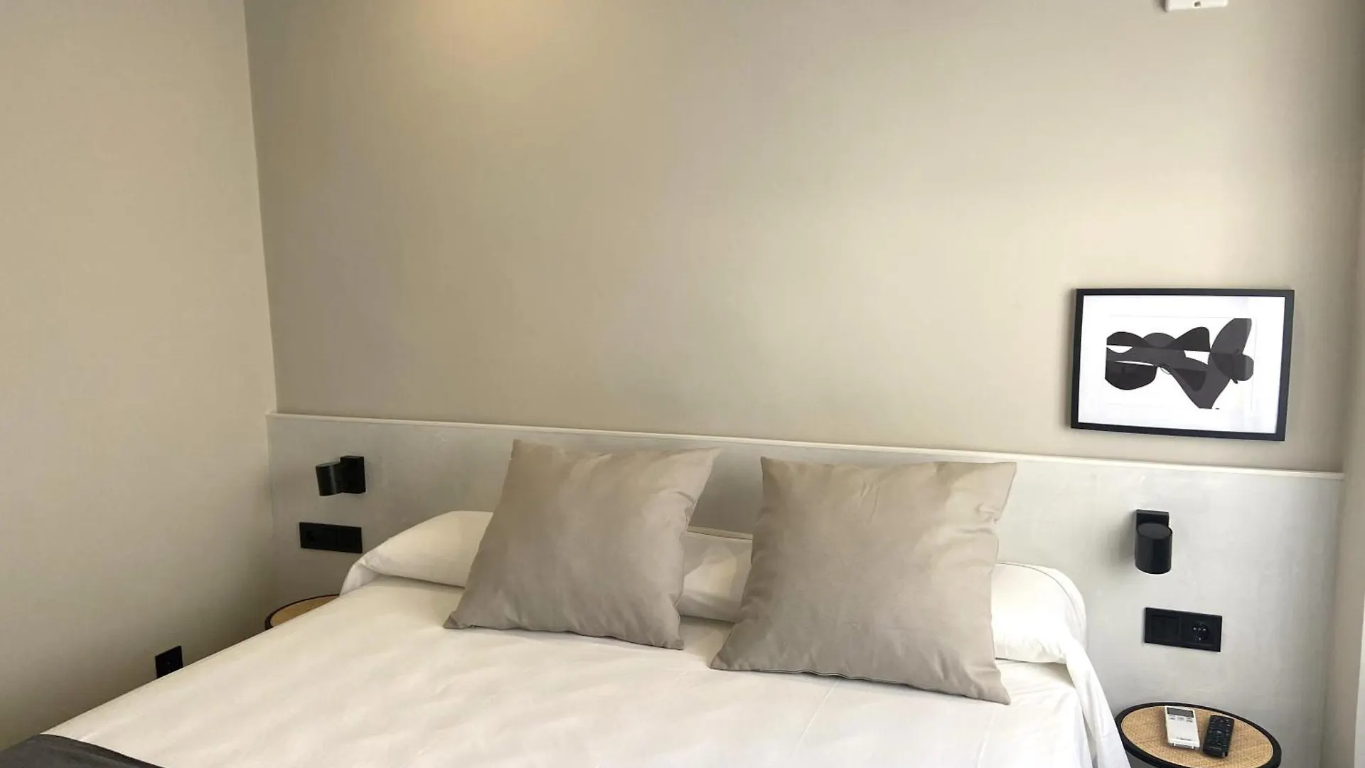 Calendula Hotel & Apartaments Sant Feliu de Guixols 2*,