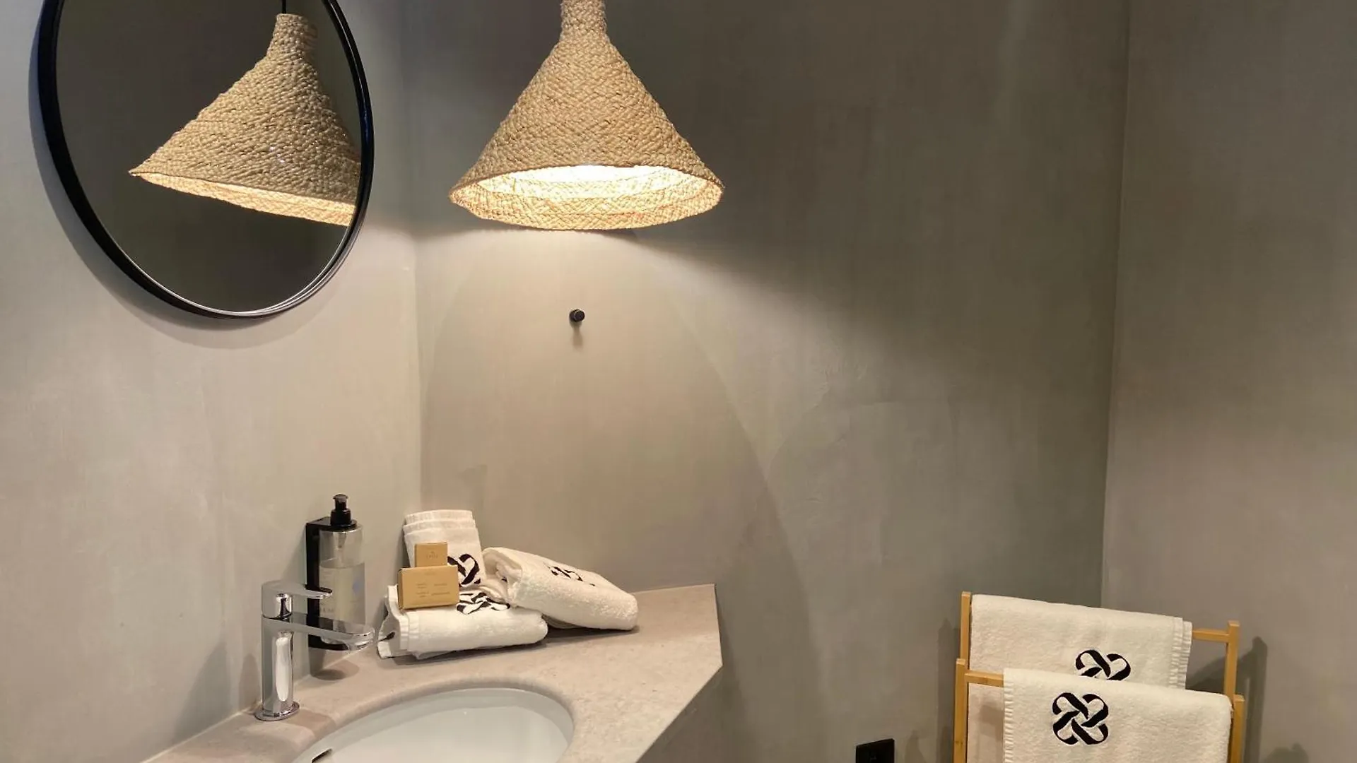 **  Calendula Hotel & Apartaments Sant Feliu de Guíxols Spanien